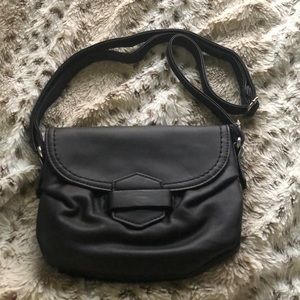 MoDA New York CrossOver Purse Black